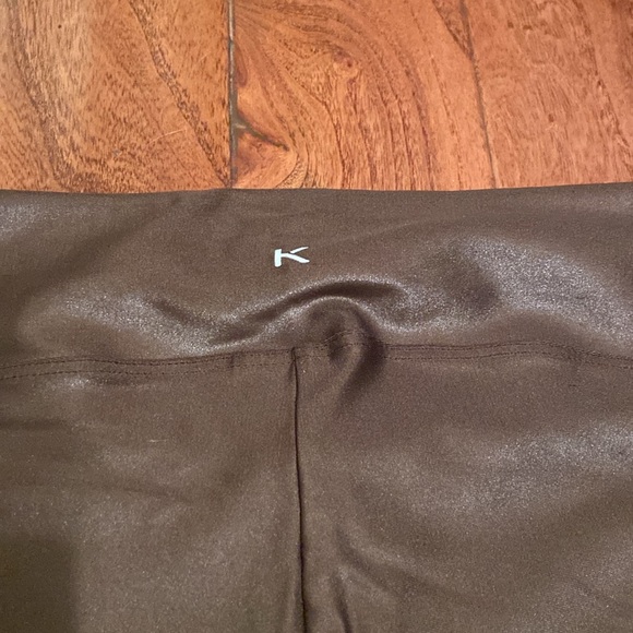Koral leggings in Small - Picture 7 of 10